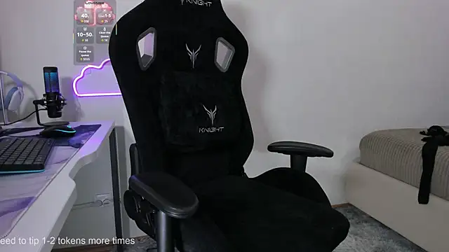 Snapshot of SkyqueenI chatting on November 28, 2025, 9:42 am SkyqueenI online show from November 28, 2025, 9:42 am