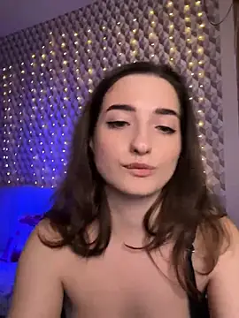 Snapshot of GoldieHoshie chatting on January 22, 2025, 9:46 am GoldieHoshie online show from January 22, 2025, 9:46 am