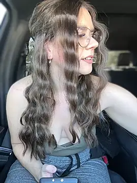 Snapshot of MaggyMayI chatting on January 16, 2026, 5:06 pm MaggyMayI online show from January 16, 2026, 5:06 pm