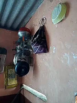 ratanfck online show from January 7, 2026, 8:41 am