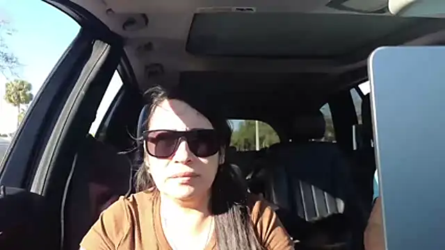 Foglove69 online show from February 19, 2026, 9:23 pm