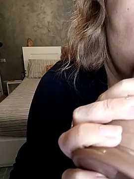 Snapshot of minerva_ chatting on December 5, 2025, 3:43 pm minerva online show from December 5, 2025, 3:43 pm