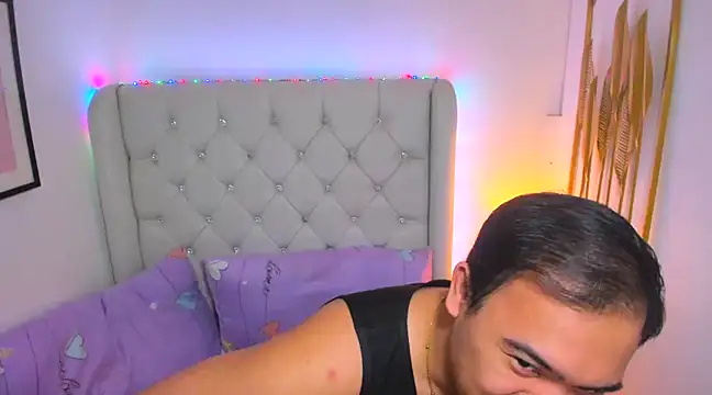 AsianZero online show from February 23, 2025, 5:18 pm