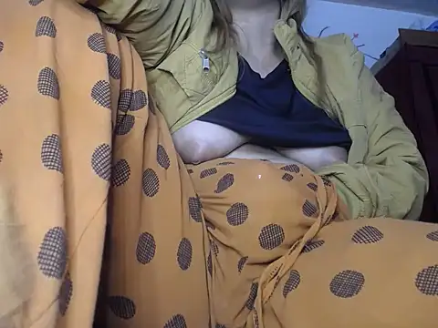 Snapshot of Mia_davis01 chatting on September 26, 2025, 3:08 pm Mia davis01 online show from September 26, 2025, 3:08 pm