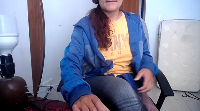 Snapshot of Mia_davis01 chatting on March 12, 2025, 2:12 pm Mia davis01 online show from March 12, 2025, 2:12 pm