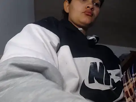 Snapshot of Mia_davis01 chatting on September 10, 2025, 2:49 pm Mia davis01 online show from September 10, 2025, 2:49 pm