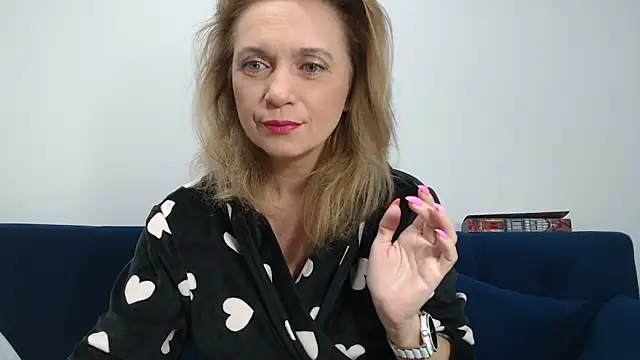 MysticCreature online show from January 15, 2026, 6:17 am