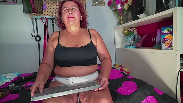 Snapshot of barbarah_ chatting on October 10, 2025, 5:08 am barbarah online show from October 10, 2025, 5:08 am