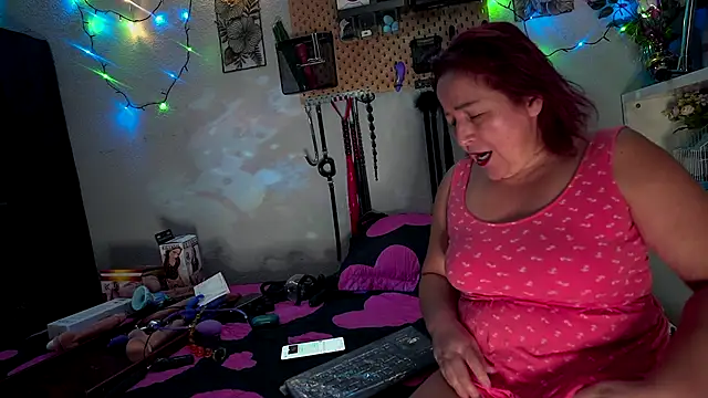 Snapshot of barbarah_ chatting on December 1, 2025, 9:10 am barbarah online show from December 1, 2025, 9:10 am