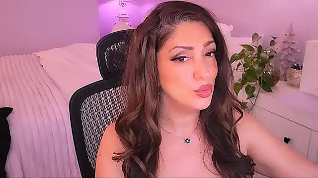 Wonderful Woman online show from March 25, 2026, 4:23 am