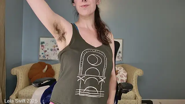 LeiaSwift online show from November 15, 2025, 8:24 pm