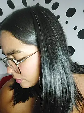 Snapshot of missmelissa_ chatting on April 21, 2026, 2:51 am missmelissa online show from April 21, 2026, 2:51 am