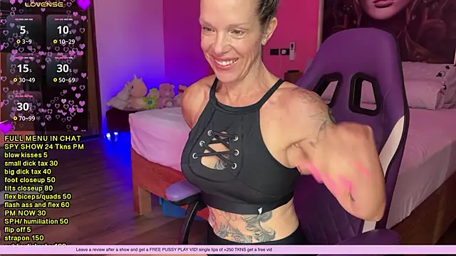 Snapshot of mommyselenafit_ chatting on November 26, 2025, 1:49 am mommyselenafit online show from November 26, 2025, 1:49 am