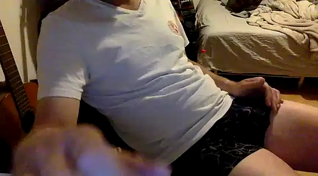 Snapshot of BADGUY2021 chatting on March 18, 2025, 4:50 pm BADGUY2021 online show from March 18, 2025, 4:50 pm