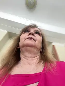 Snapshot of Irina2909@xh chatting on February 19, 2026, 11:18 am Irina2909xh online show from February 19, 2026, 11:18 am