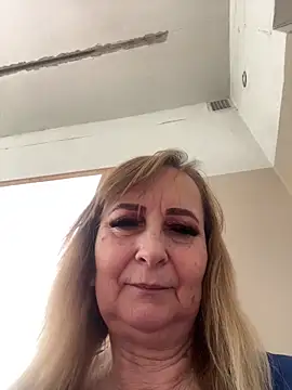 Irina2909xh online show from April 8, 2026, 10:28 am