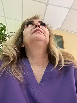 Snapshot of Irina2909@xh chatting on January 7, 2026, 9:03 am Irina2909xh online show from January 7, 2026, 9:03 am