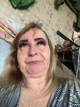 Snapshot of Irina2909@xh chatting on January 17, 2026, 8:51 am Irina2909xh online show from January 17, 2026, 8:51 am