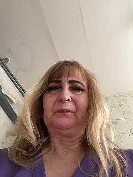 Snapshot of Irina2909@xh chatting on January 14, 2026, 11:25 am Irina2909xh online show from January 14, 2026, 11:25 am