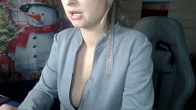 RubiLakros online show from December 21, 2025, 10:10 pm