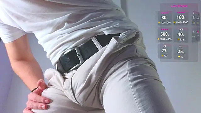 Snapshot of S3Xyes chatting on November 21, 2025, 4:06 pm S3Xyes online show from November 21, 2025, 4:06 pm