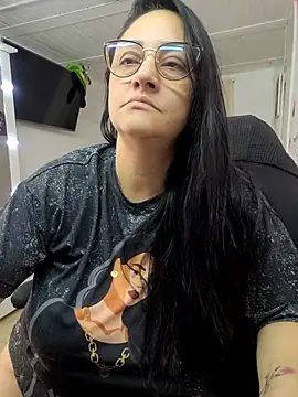 Snapshot of Ameliarizo chatting on October 24, 2025, 9:58 pm Ameliarizo online show from October 24, 2025, 9:58 pm