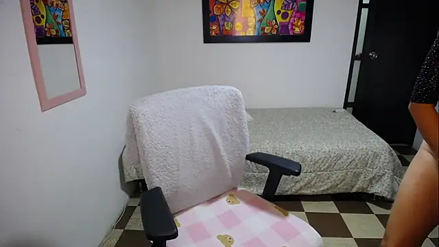 Sofi 5249  online show from February 8, 2026, 1:25 am