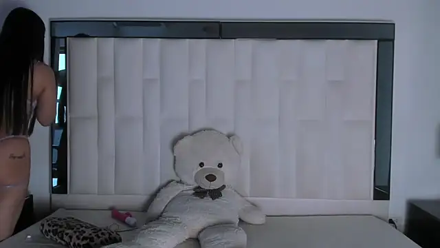 Snapshot of valentina_fi chatting on November 26, 2025, 1:22 pm valentina fi online show from November 26, 2025, 1:22 pm