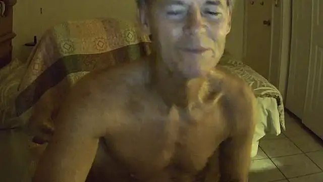 Snapshot of nakeedcowboi65 chatting on December 2, 2025, 11:23 am nakeedcowboi65 online show from December 2, 2025, 11:23 am
