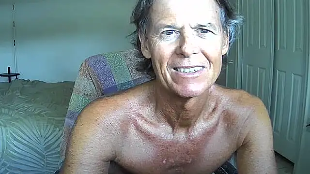 Snapshot of nakeedcowboi65 chatting on May 18, 2026, 9:41 pm nakeedcowboi65 online show from May 18, 2026, 9:41 pm