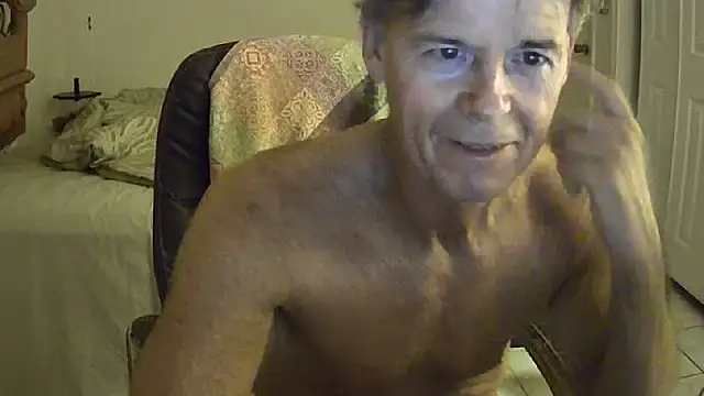 Snapshot of nakeedcowboi65 chatting on December 3, 2025, 4:35 am nakeedcowboi65 online show from December 3, 2025, 4:35 am