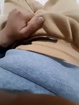 Snapshot of kayahan4 chatting on September 24, 2025, 9:43 pm kayahan4 online show from September 24, 2025, 9:43 pm