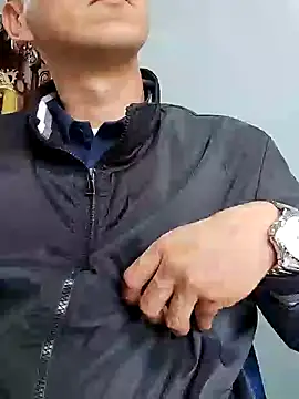 Business dickkk online show from December 30, 2024, 7:32 pm