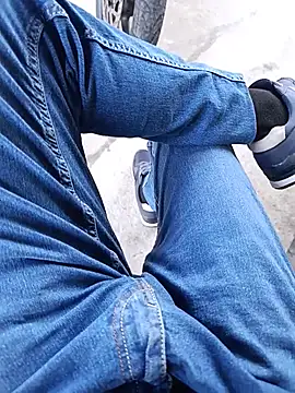 Snapshot of Business_dickkk chatting on June 12, 2026, 1:42 pm Business dickkk online show from June 12, 2026, 1:42 pm