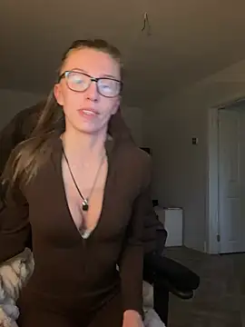 Heidi Harper online show from February 6, 2025, 4:58 pm