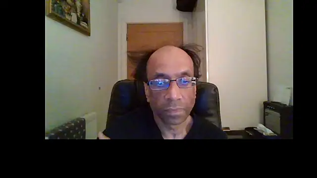 Snapshot of rauncher1 chatting on July 5, 2026, 1:21 am rauncher1 online show from July 5, 2026, 1:21 am