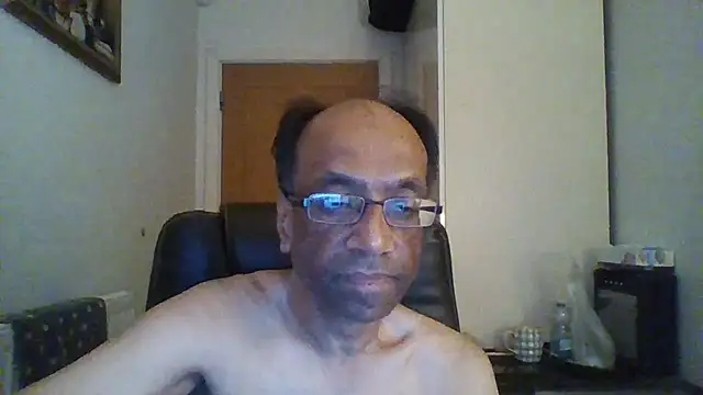 rauncher1 online show from October 28, 2025, 6:56 am