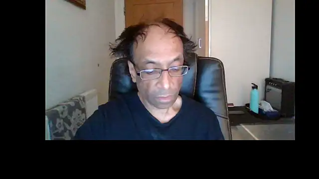 Snapshot of rauncher1 chatting on July 10, 2026, 8:03 am rauncher1 online show from July 10, 2026, 8:03 am
