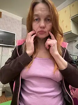 Susanel online show from February 17, 2026, 8:17 pm