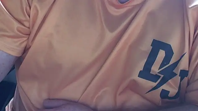 Snapshot of neegrr chatting on February 10, 2026, 10:36 am neegrr online show from February 10, 2026, 10:36 am