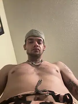 cumgitsumdic online show from April 15, 2026, 10:21 pm