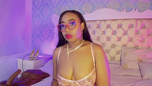 CaseyMoon online show from January 11, 2026, 12:34 pm