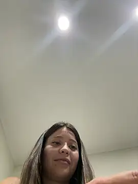 Snapshot of kiarafonseca_ chatting on February 13, 2025, 1:19 am kiarafonseca  online show from February 13, 2025, 1:19 am
