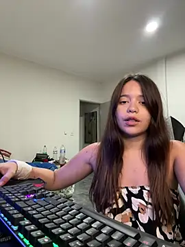 Snapshot of kiarafonseca_ chatting on December 23, 2024, 4:01 am kiarafonseca  online show from December 23, 2024, 4:01 am