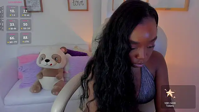 Snapshot of zobe_love chatting on October 27, 2025, 6:20 pm zobe love online show from October 27, 2025, 6:20 pm