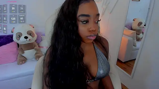 Snapshot of zobe_love chatting on March 14, 2025, 7:44 pm zobe love online show from March 14, 2025, 7:44 pm