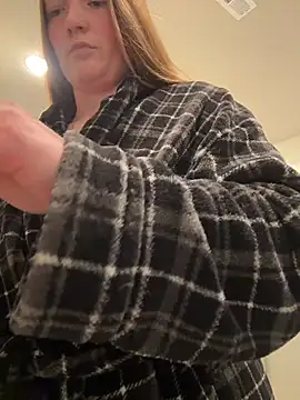 PussiesnCream  online show from November 24, 2025, 4:18 pm