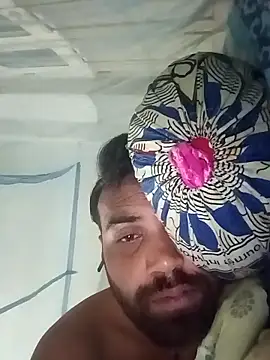 Snapshot of Dogol1990 chatting on November 12, 2025, 8:23 pm Dogol1990 online show from November 12, 2025, 8:23 pm