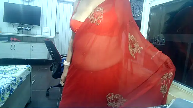 Snapshot of yourradhika chatting on March 21, 2025, 11:01 pm yourradhika online show from March 21, 2025, 11:01 pm