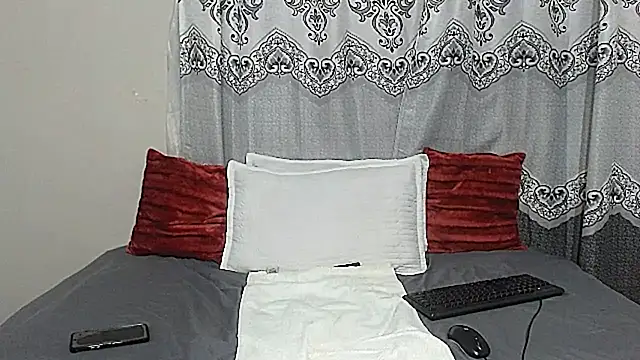 NikkyJigglesX online show from October 4, 2025, 2:51 pm